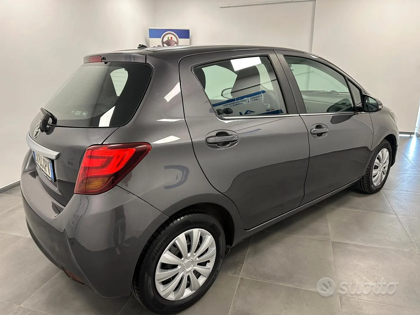 Toyota Yaris 2014 photo 5