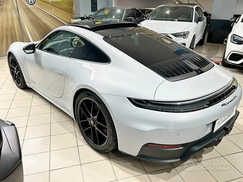 Porsche 911 2026 photo 4