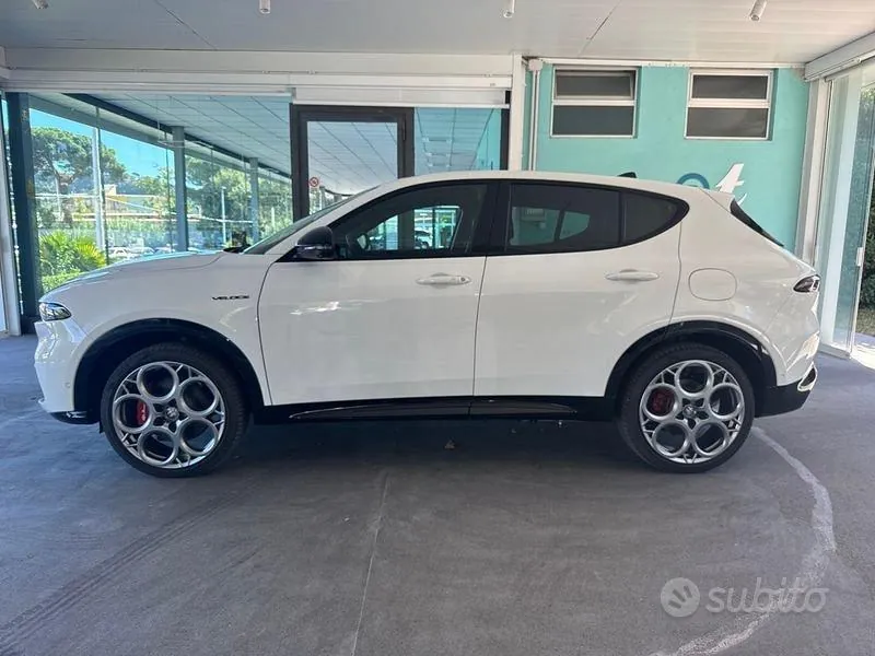 Alfa Romeo Tonale 2025 photo 2