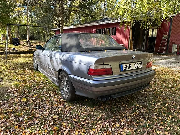 BMW 325I 1994 photo 3