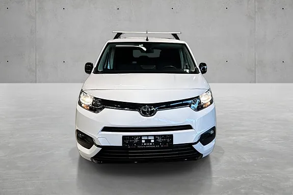 Toyota Proace City 2023 photo 3