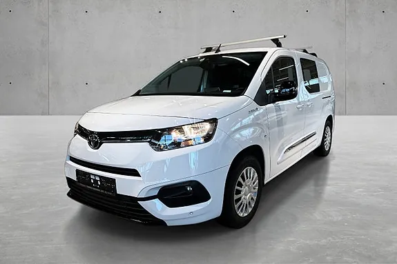 Toyota Proace City 2023 photo 2