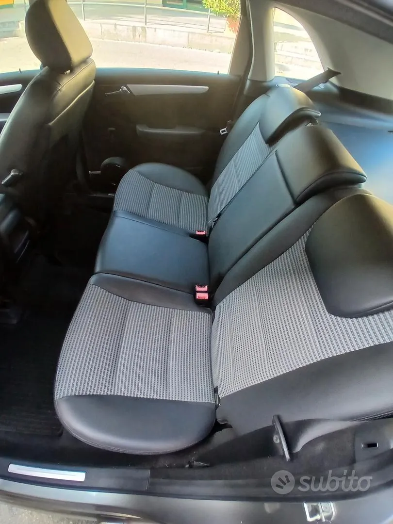 Mercedes-Benz B200 2007 photo 5