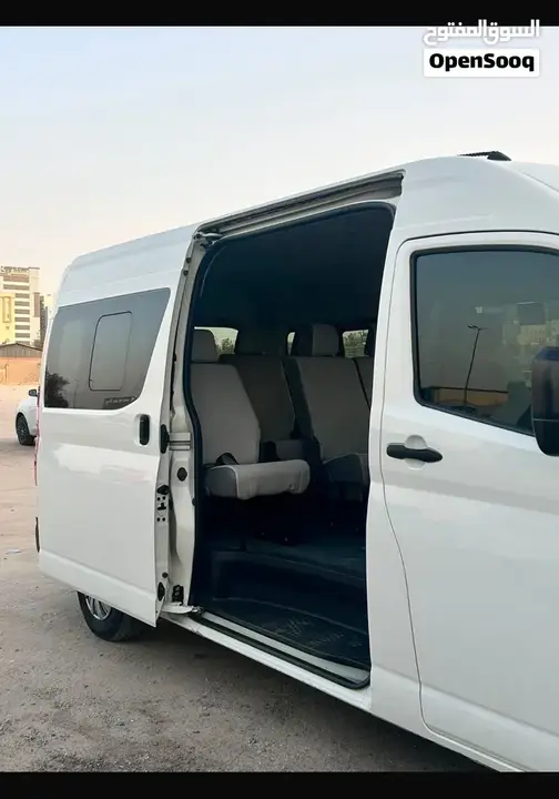 Toyota Hiace 2019 photo 2