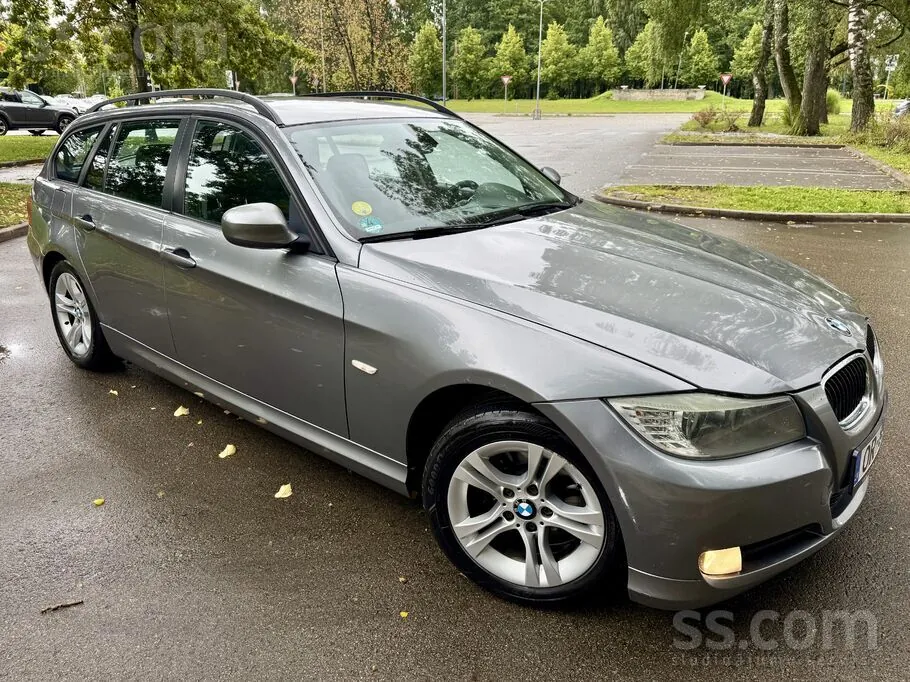 BMW 318D 2010 photo 3
