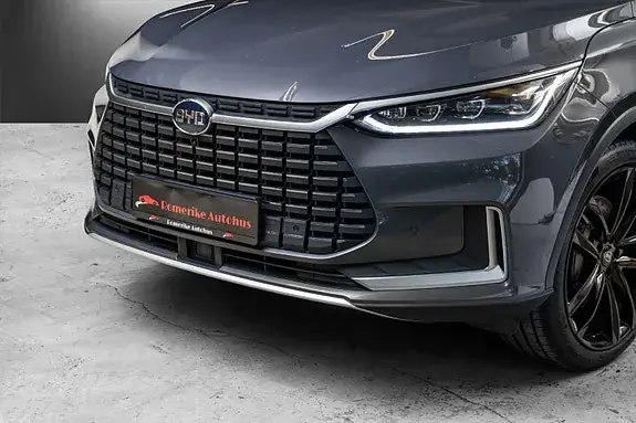 BYD Tang 2022 photo 2