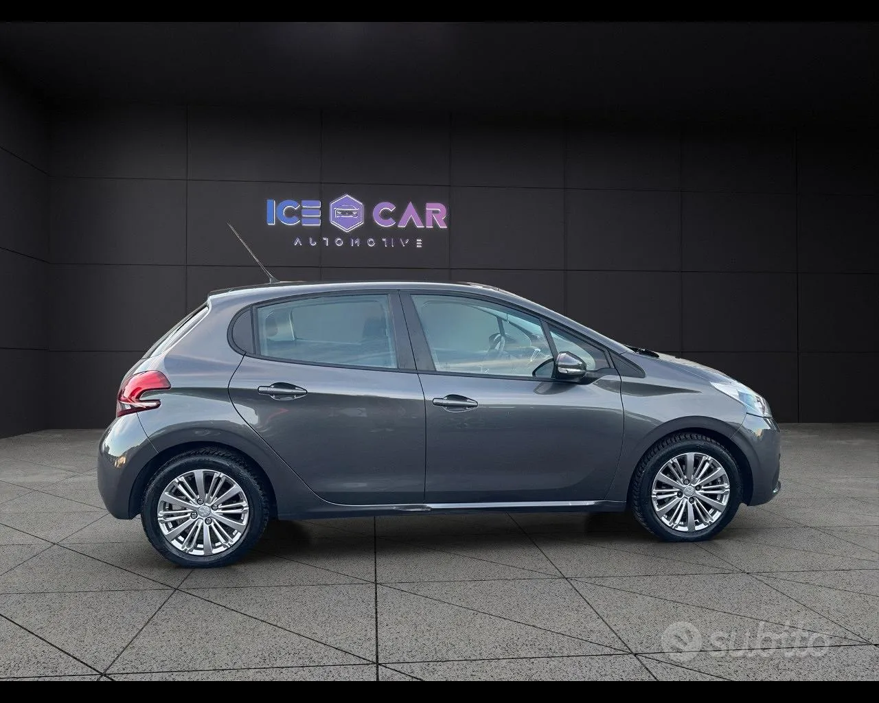 Peugeot 208 2018 photo 4
