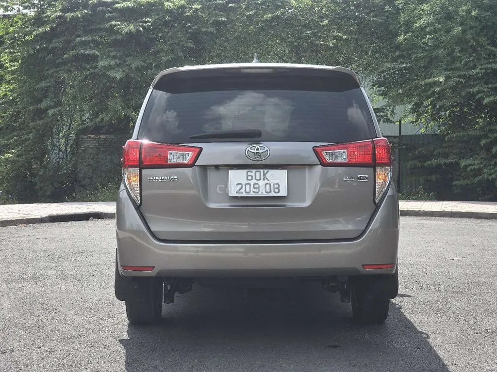 Toyota Innova 2023 photo 5