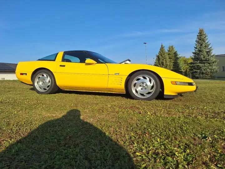 Chevrolet Corvette 1992 photo 2