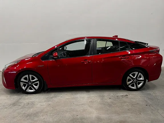 Toyota Prius 2016 photo 3