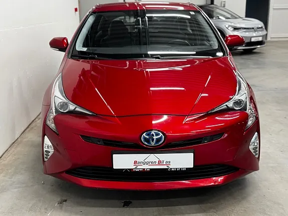 Toyota Prius 2016 photo 2