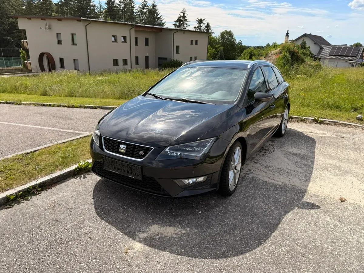 Seat Leon 2014 photo 2