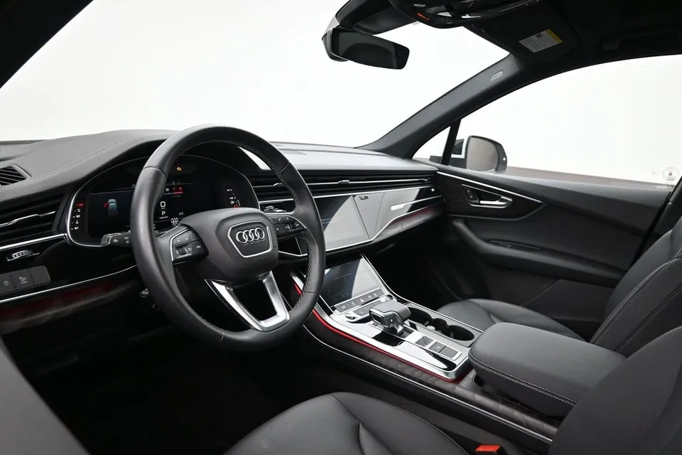 Audi Q7 2026 photo 5