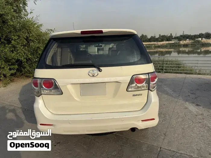 Toyota Fortuner 2014 photo 2