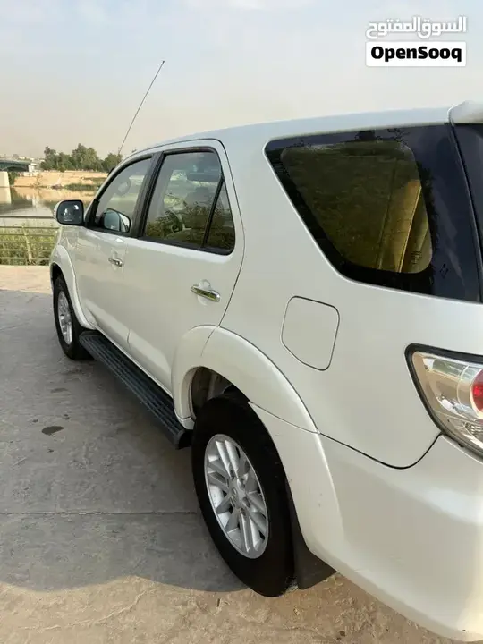 Toyota Fortuner 2014 photo 4