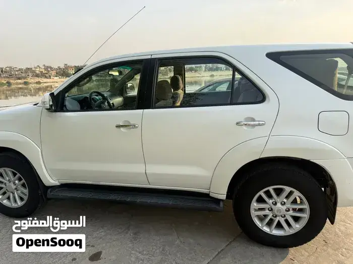 Toyota Fortuner 2014 photo 3