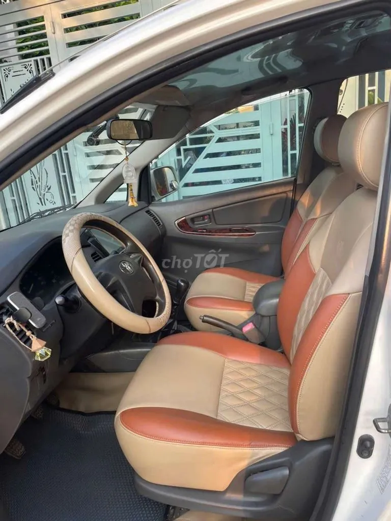 Toyota Innova 2013 photo 4