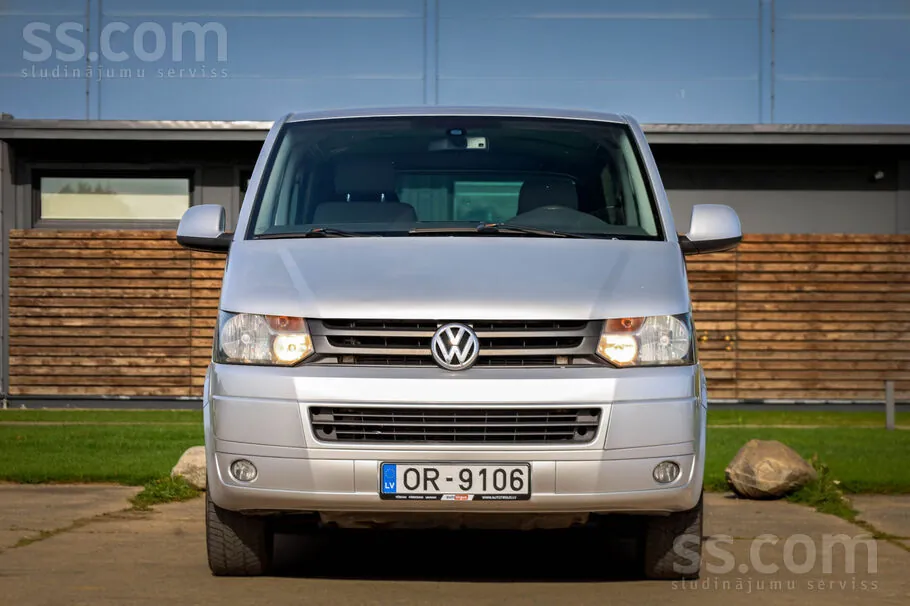 Volkswagen Transporter 2012 photo 2