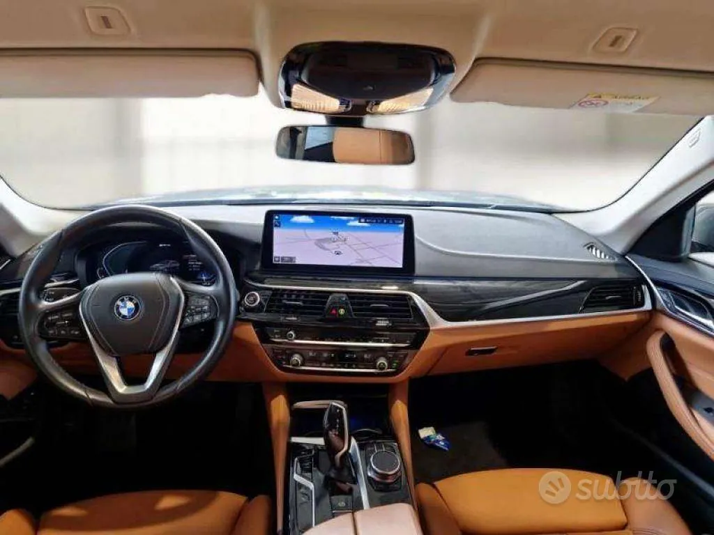 BMW 530E 2022 photo 4