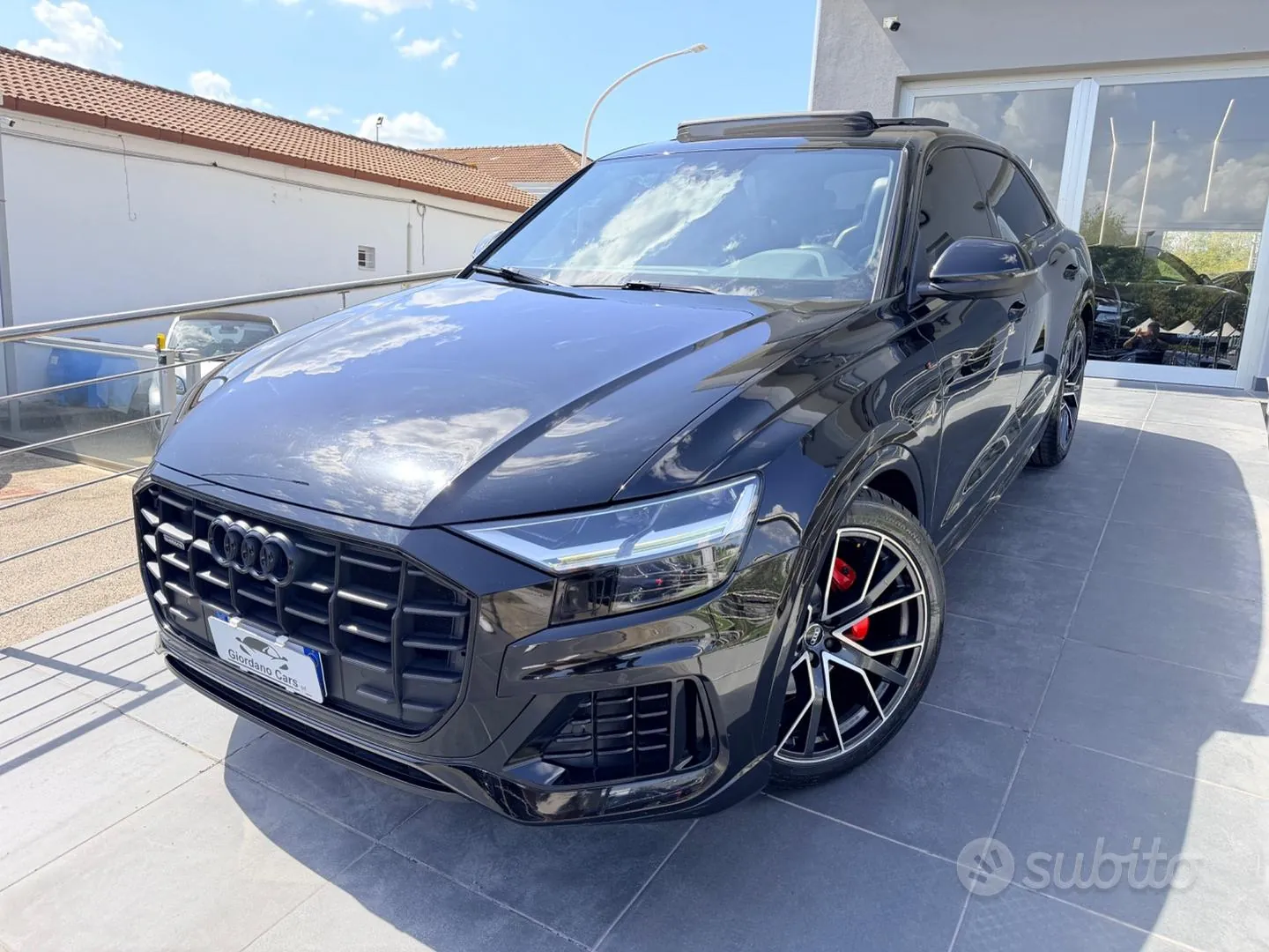 Audi Q8 2019 photo 2