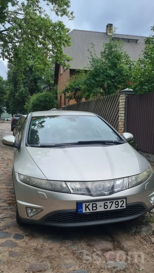 Honda Civic 2008 photo 2