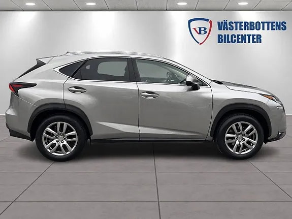 Lexus Nx300H 2016 photo 2