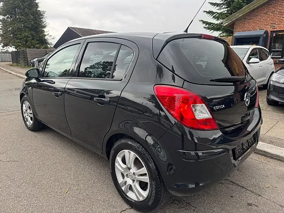 Opel Corsa 2014 photo 4