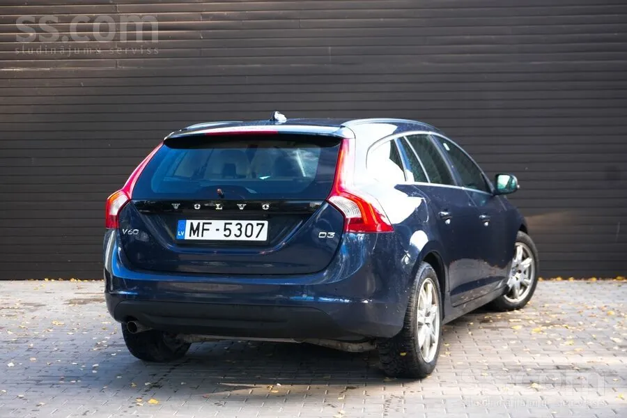 Volvo V60 2013 photo 3