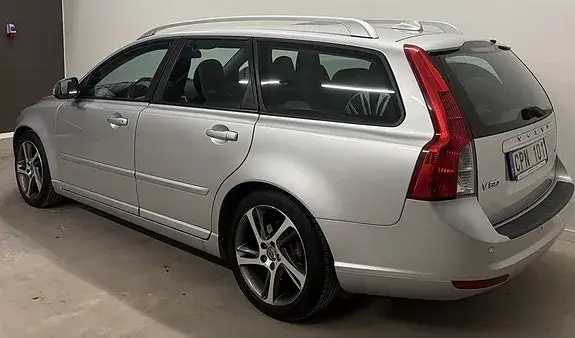 Volvo V50 2012 photo 5