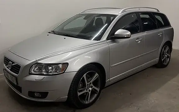 Volvo V50 2012 photo 4