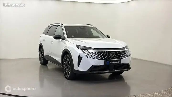 Peugeot 5008 2025 photo 3