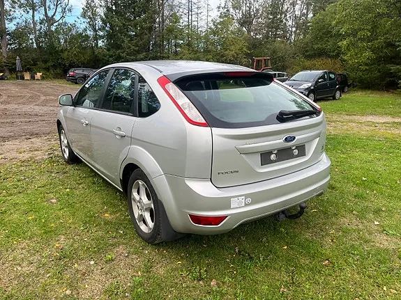 Ford Focus 2009 photo 4
