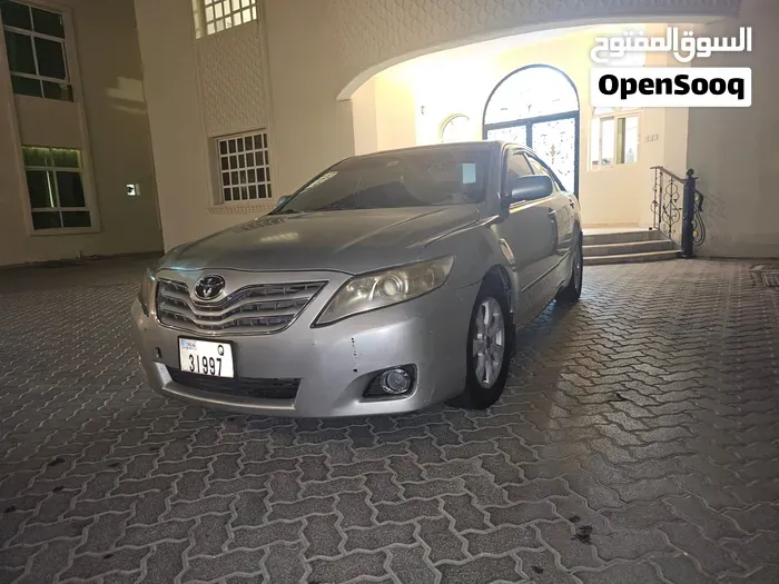 Toyota Camry 2011 photo 2