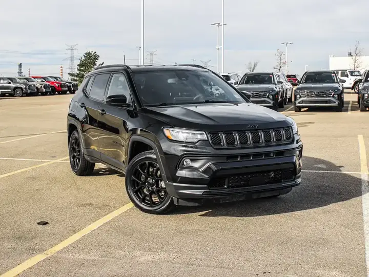 Jeep Compass 2024 photo 2