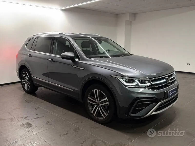 Volkswagen Tiguan Allspace 2023 photo 2