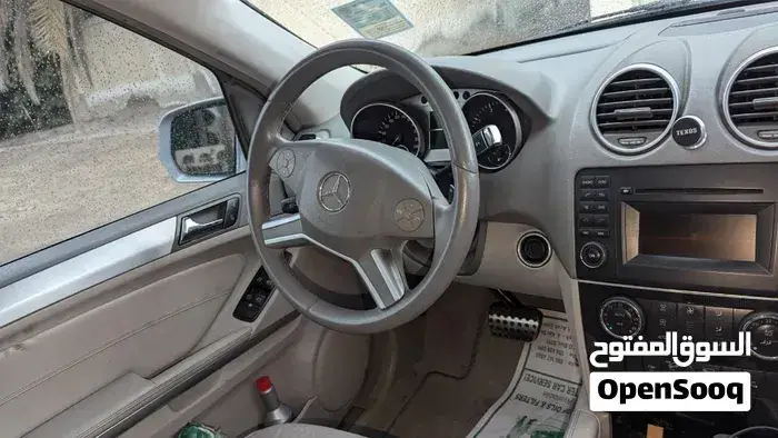 Mercedes-Benz M-Class 2009 photo 3