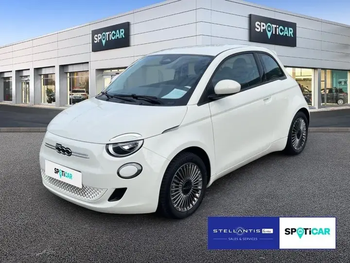 Fiat 500E