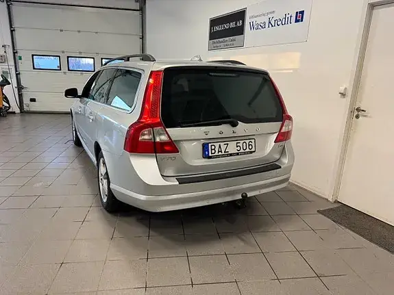 Volvo V70 2011 photo 3