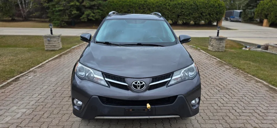 Toyota Rav4 2014 photo 2