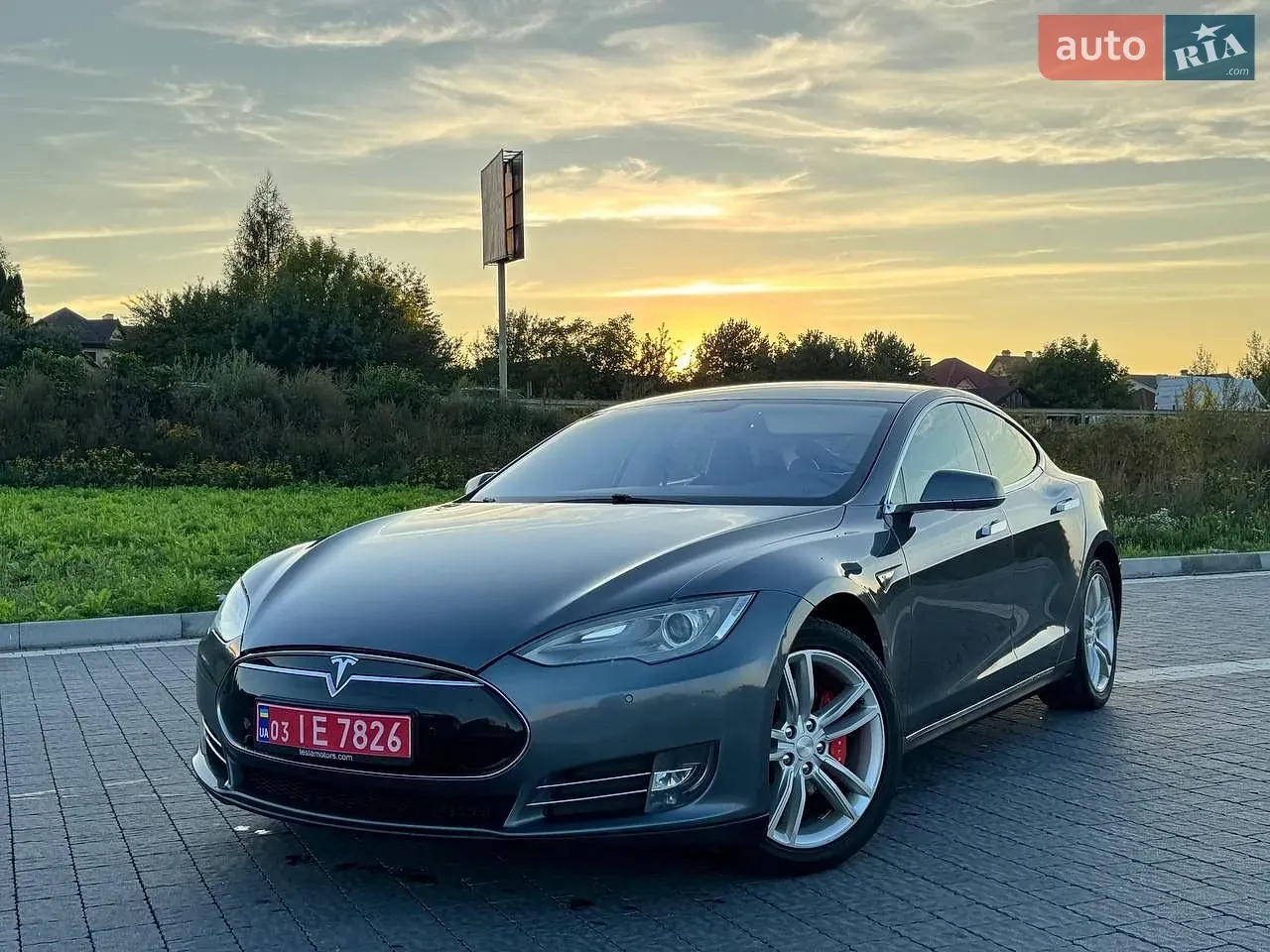 Tesla Model S