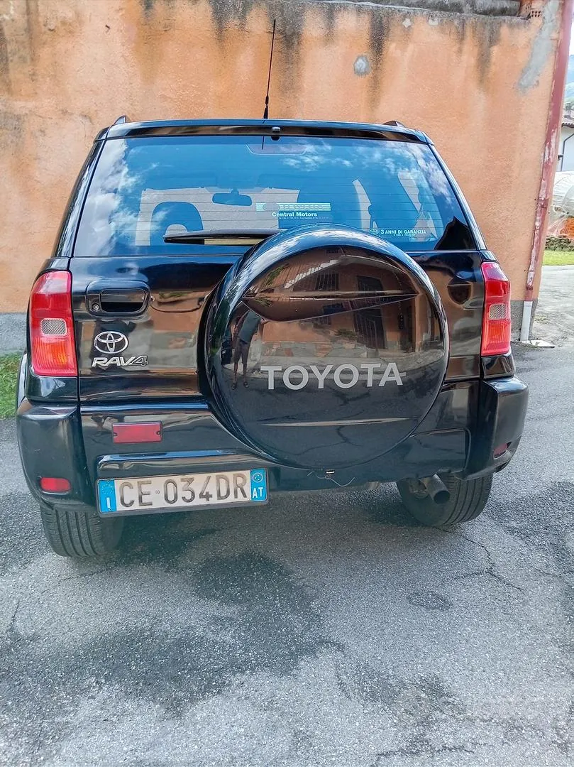 Toyota Rav4 2003 photo 2