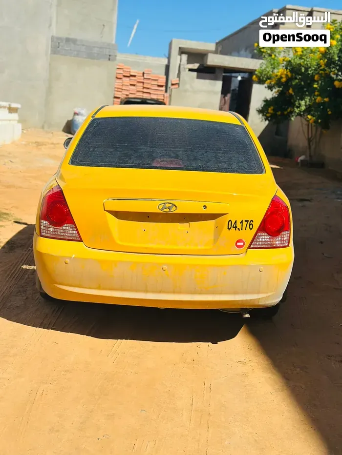 Hyundai Avante 2005 photo 3