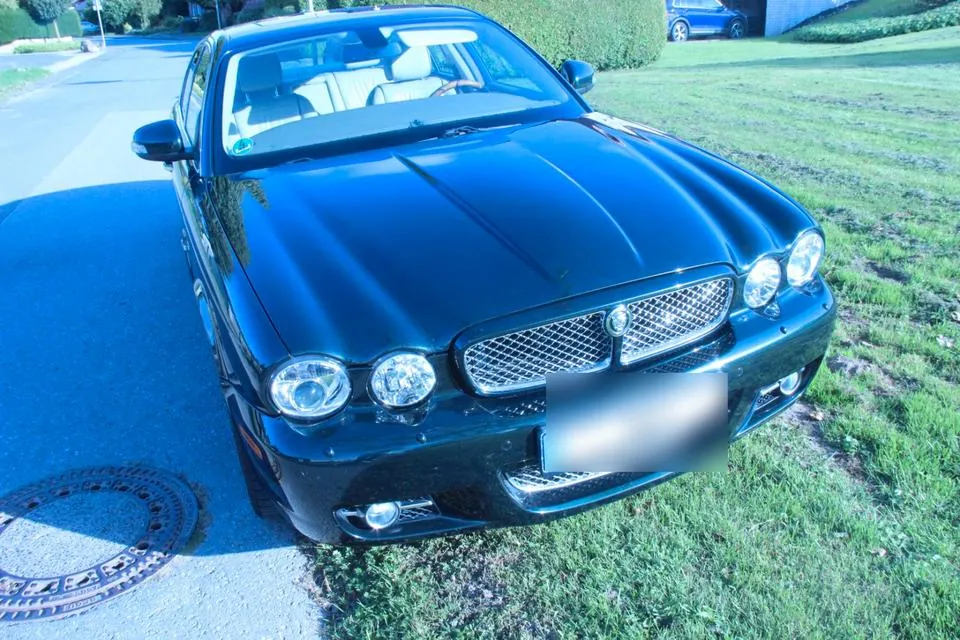 Jaguar Xj6