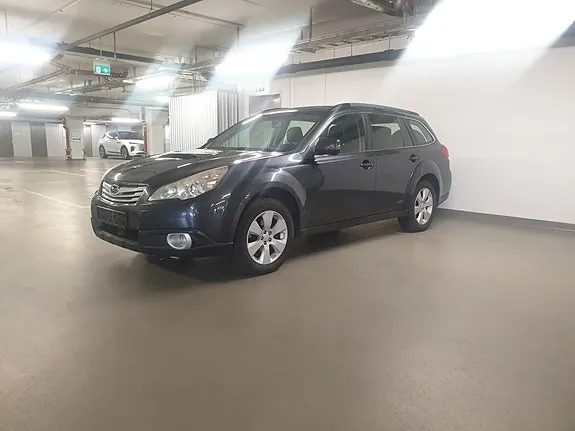 Subaru Outback 2013 photo 2