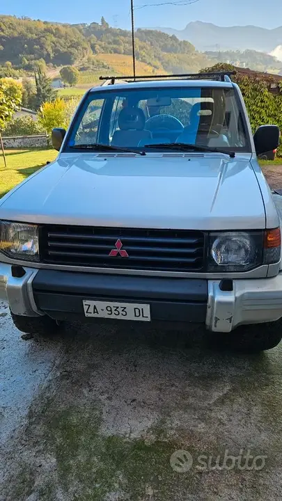 Mitsubishi Pajero 1995 photo 3