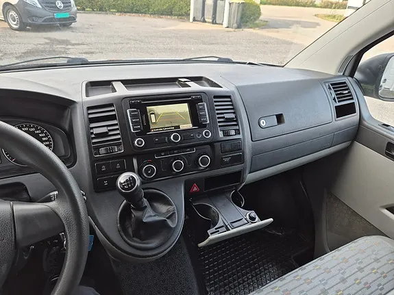 Volkswagen Transporter 2013 photo 5