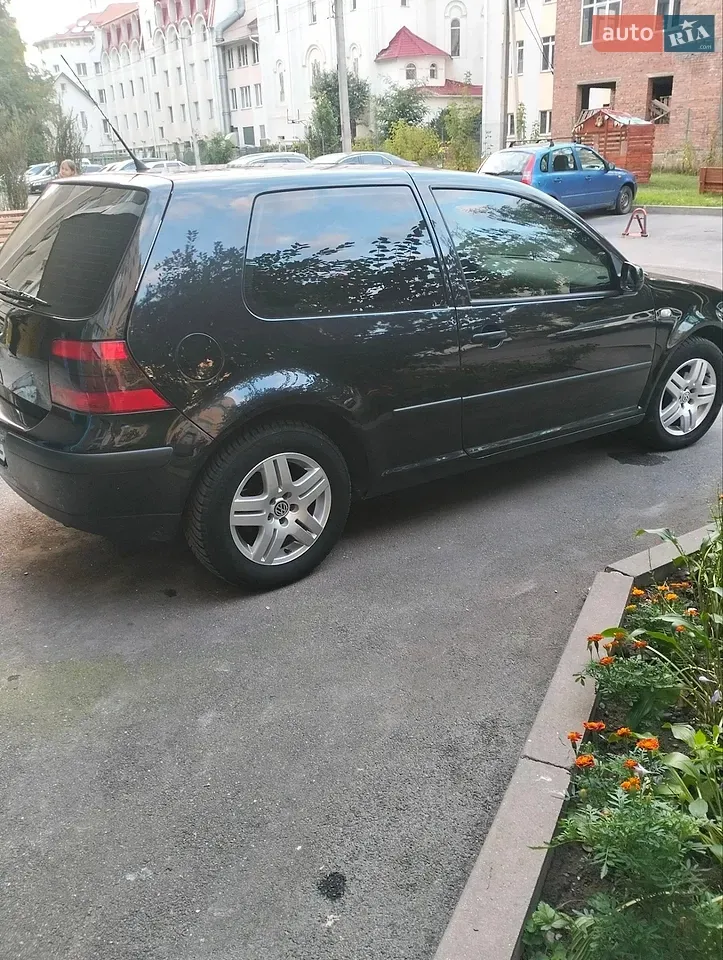 Volkswagen Golf 2002 photo 4