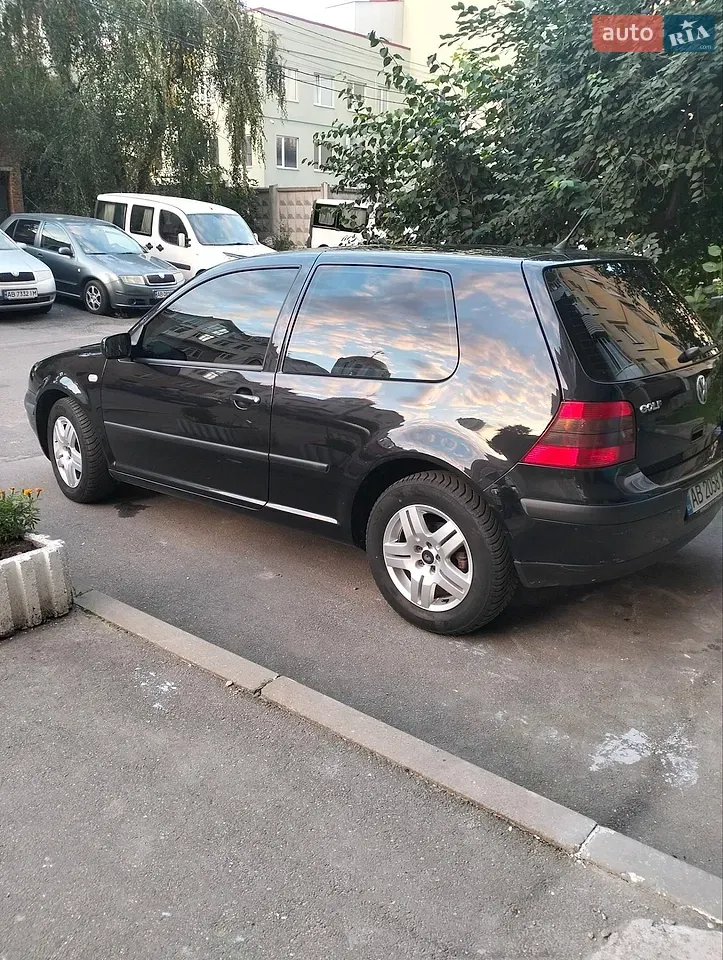 Volkswagen Golf 2002 photo 3