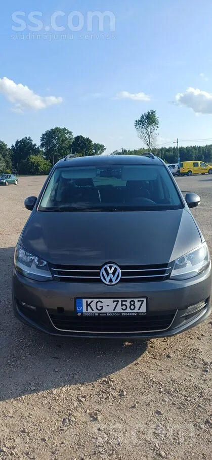 Volkswagen Sharan 2011 photo 2