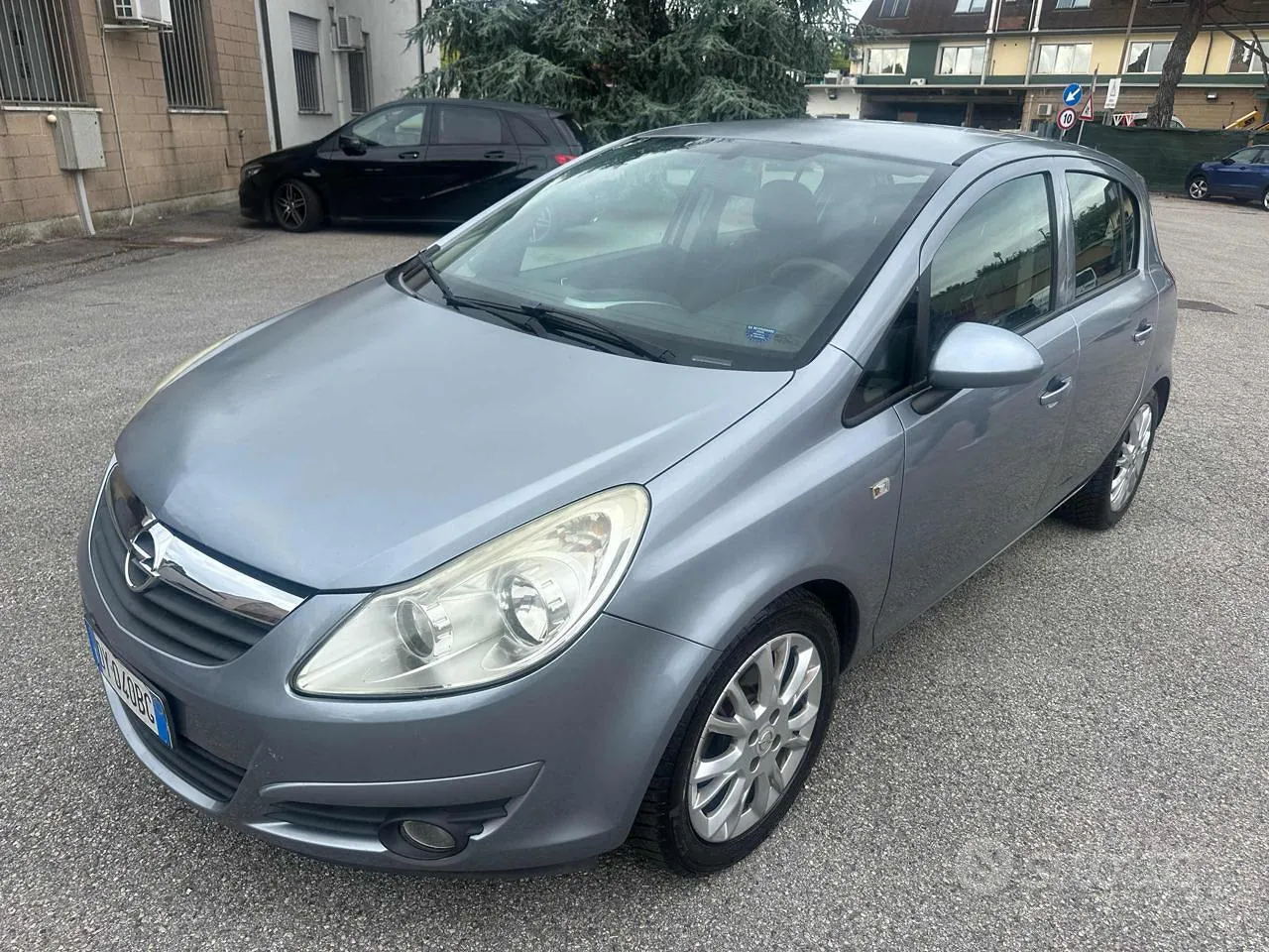 Opel Corsa 2010 photo 4